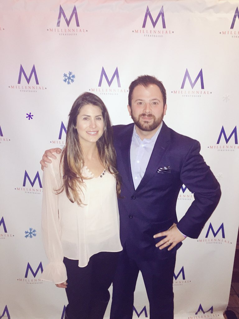 SkyeStats's tweet photo. #MillennialHoliday2015 https://t.co/BhgaDLlrxx