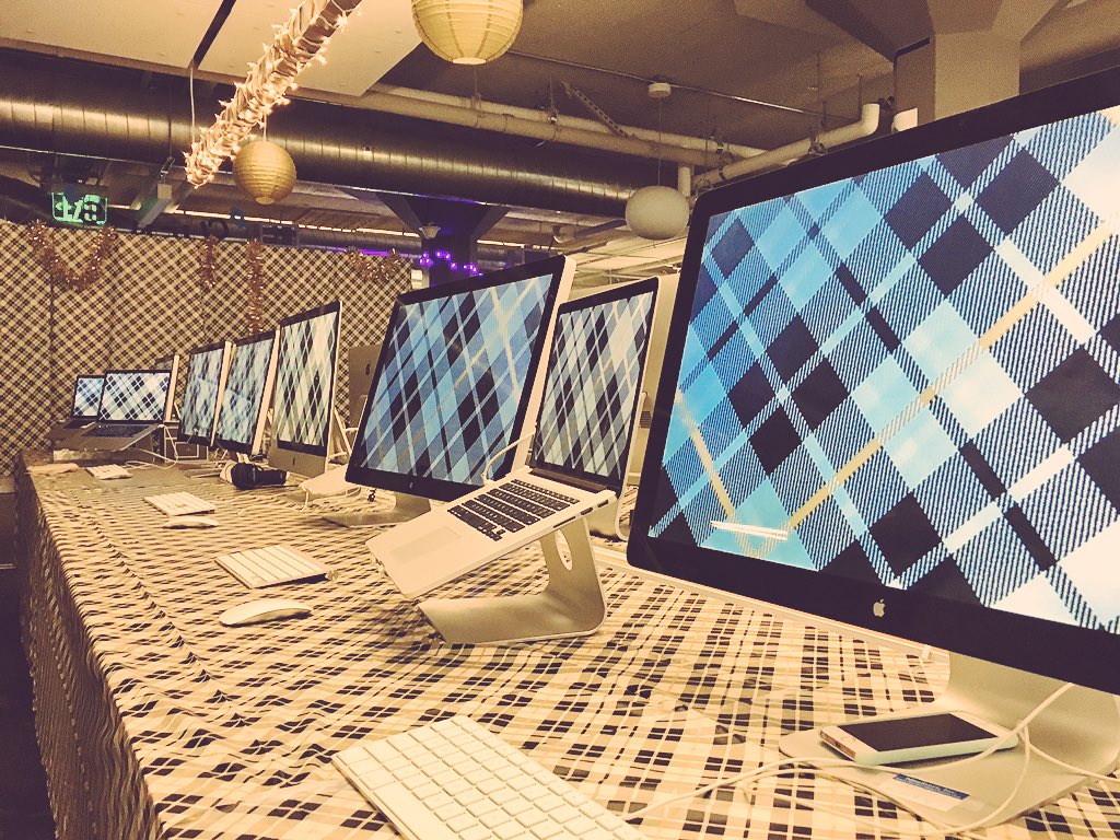 bhaggs's tweet image. My team moved to a new space in the office. So we've ensured that everyone knows that the Plaidform team is here.