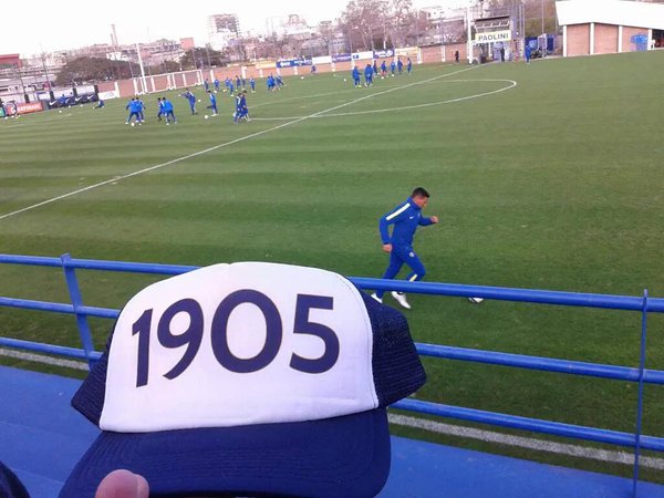 PlanetaBoca's tweet photo. Para esta Navidad, nada mejor que las #PromosPBJ: Remera de campeón + Gorra 1905 = $350. ¡Pedila en @TiendaPBJ! https://t.co/fDLpfRQYKm