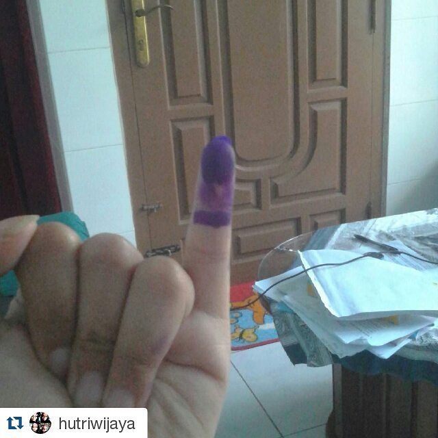 InfoMalangAnyar's tweet photo. #Repost @hutriwijaya with @repostapp
・・・
Nyoblos hari ini #sebagaiwarganegarayangbaik #ayo… https://t.co/xbucrdiL08 https://t.co/7z9rCWA7Tu