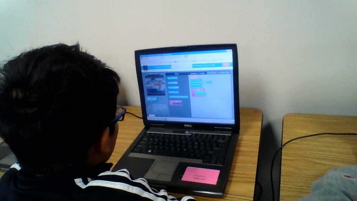 TCElara's tweet image. Check out 4th grade's Hour of Code! @TerraceElem  @hourofcode  @SBISD  #HourOfCode  #TCEHourofCode