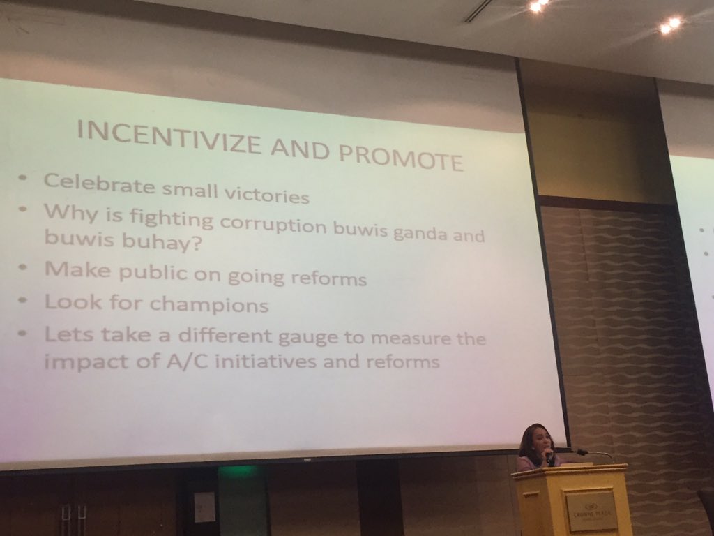 momblogger's tweet image. Celebrate small victories. Make public on going reforms. Look for champions #breakthechain #datasummitph