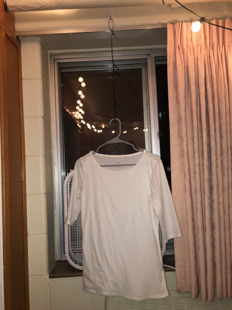 kelseypchurch's tweet photo. it took nine zip ties and a command hook to make a homemade dryer #brokecollegekid 💸 #delicatecycle https://t.co/lPkpmU8GEf