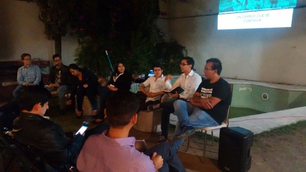 Laf_osorio's tweet photo. @pro_alumni El primer paso para el emprendimiento en Jalisco es colaborar entre estudiantes, Gobierno y sociedad. https://t.co/ywh5HufoUb