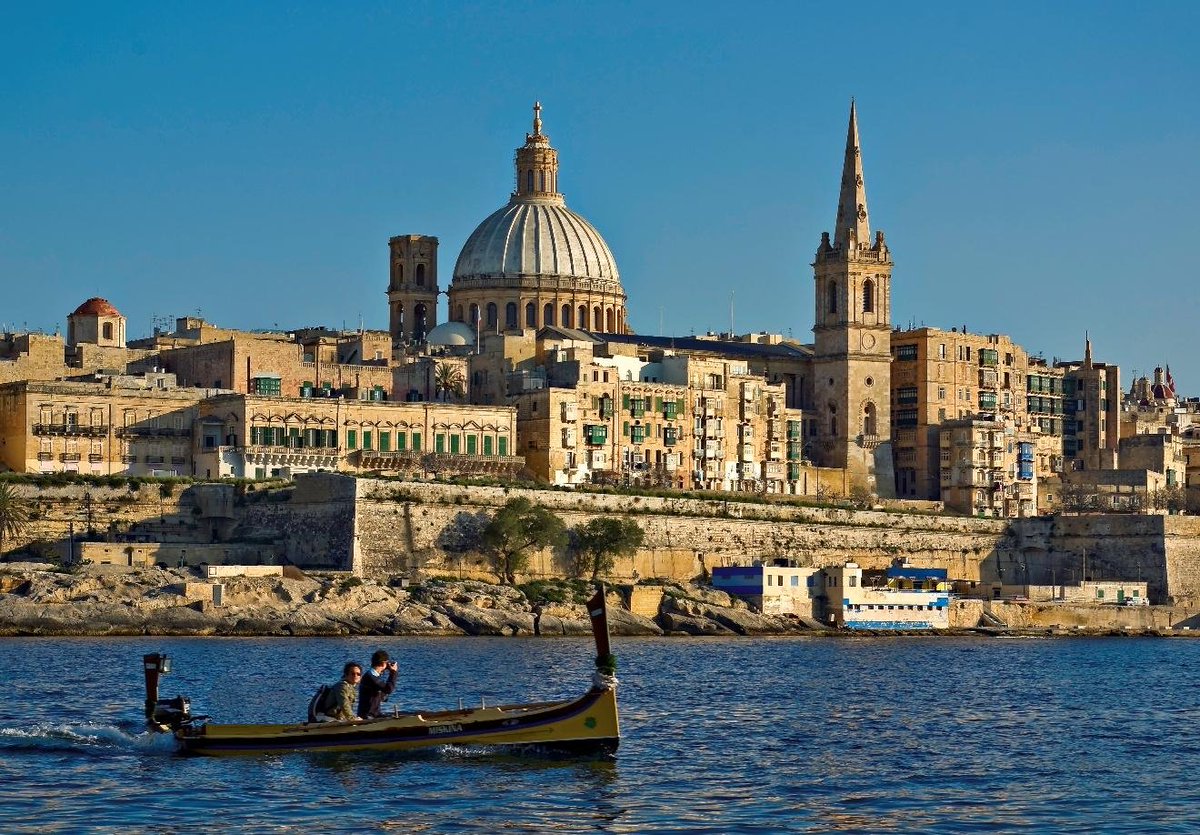 OfficialAlkhder's tweet photo. #Valletta, #Malta, the city where the architecture stands out under the gentle lighting.Follow us n @alkhder_travel. https://t.co/FZEglaComW