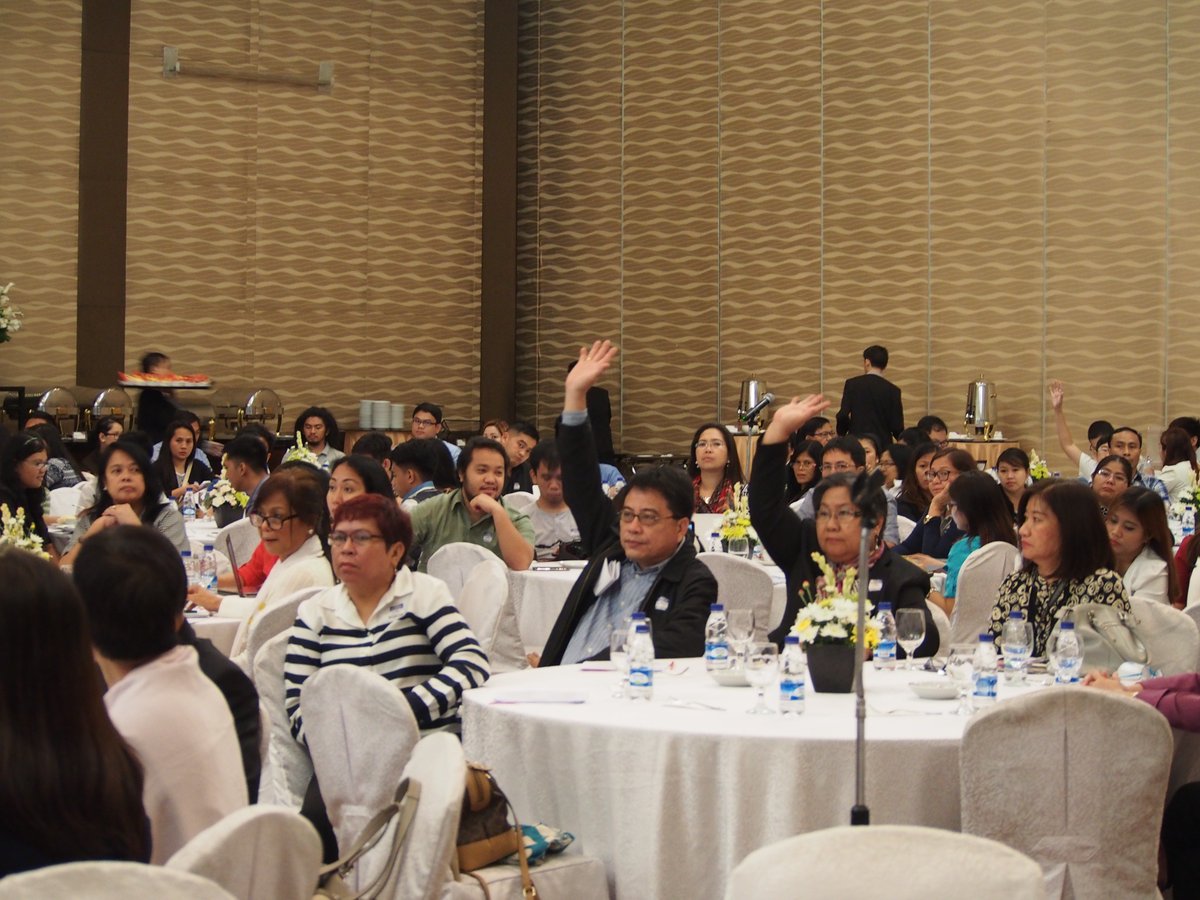 PCIJdotOrg's tweet image. LOOK: Philippine Data Summit 2015 at Crowne Plaza Manila Galleria in Quezon City #breakthechain #DataSummitPH