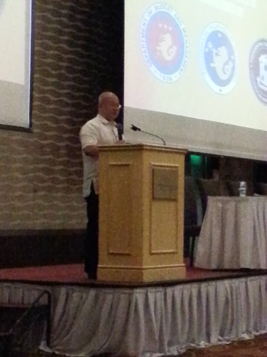 PCIJdotOrg's tweet image. DBM Usec. Richard Bon Moya presents the supply-demand chain of data in PH #breakthechain #DataSummitPH