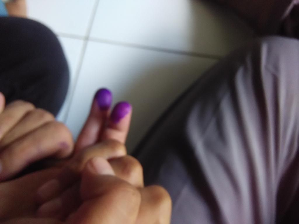 Untuk <a href="/dokterFAIDA/">dr. FAIDA, MMR</a> mudah2an amanah.aminn