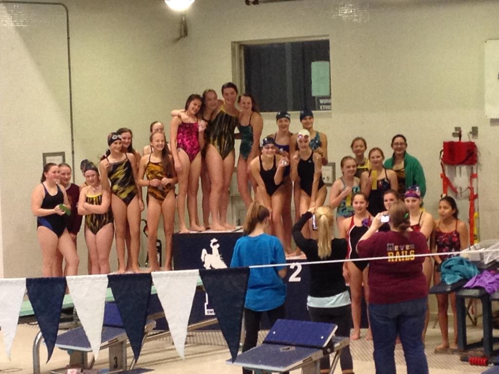 RailSwimming's tweet photo. Here's a few photos from tonight! More on the website tomorrow. Great job girls! #FutureRails https://t.co/3dHFjaqPyy