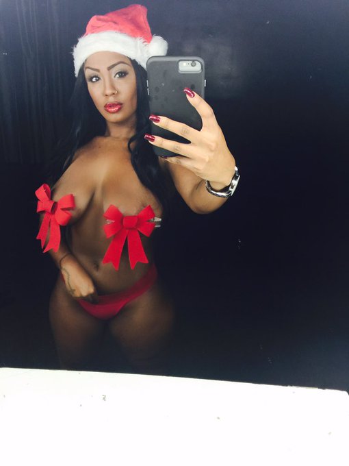 I love #Christmas 💕🎄🎁 https://t.co/0oenEu9ls0<a href="/tag/christmas"class="tags">#Christmas</a>