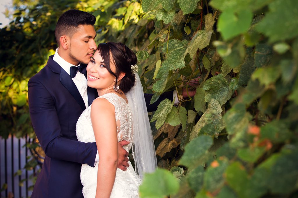 larsenale_fw's tweet photo. Will your groom be in @larsenale_fw ? Photo: @KLuberPhoto #tux #tuxedo #groom #bride #wedding #OKC #Oklahoma https://t.co/BMOBgikLVb
