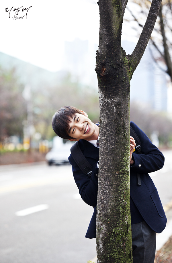 SBSNOW's tweet photo. [#REMEMBER DAY D-DAY] #리멤버_아들의전쟁 진우(#유승호) 미소는 내 취향 저격 내 취향 저격 ♬ https://t.co/Aib143pbsT