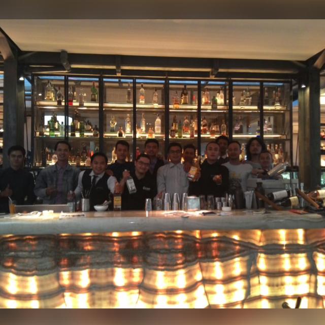 echabloond's tweet image. :-)