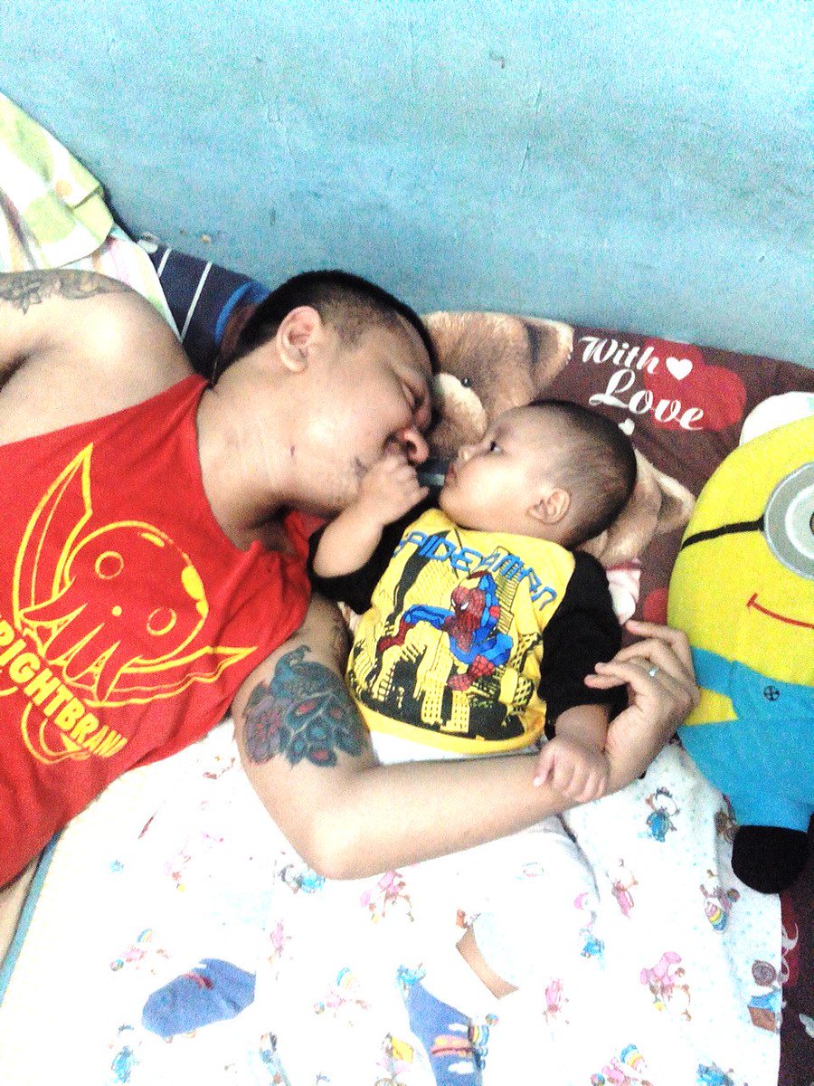 Miekha's tweet photo. Like father like son. :3 https://t.co/9mzKtxNZUP
