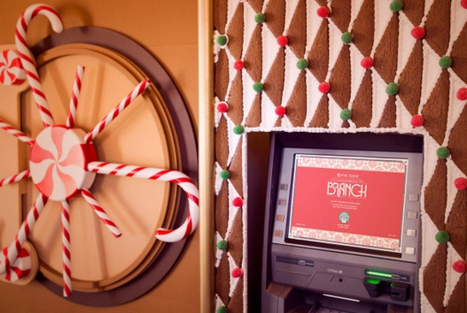 ZomatoUK's tweet photo. So there is a bank in Philadelphia made of gingerbread. 
BRB, booking a ticket to the US.
https://t.co/LDpZyFesBx https://t.co/9mdLFBkmwM