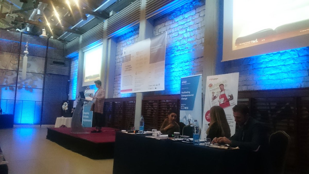 disruptcyprus's tweet photo. #DCYlive #bbblogging15 @Peggy_spineli don't copypaste, create unique #content compelling & creative #Cyprus bloggers https://t.co/p7nbI4hqzv