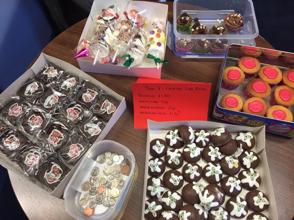 FalliFoodTech's tweet image. Year 8 Food charity cake sale