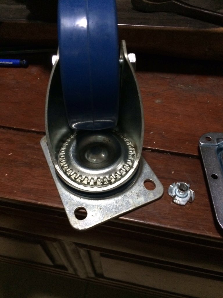 minisewingmach1's tweet image. 