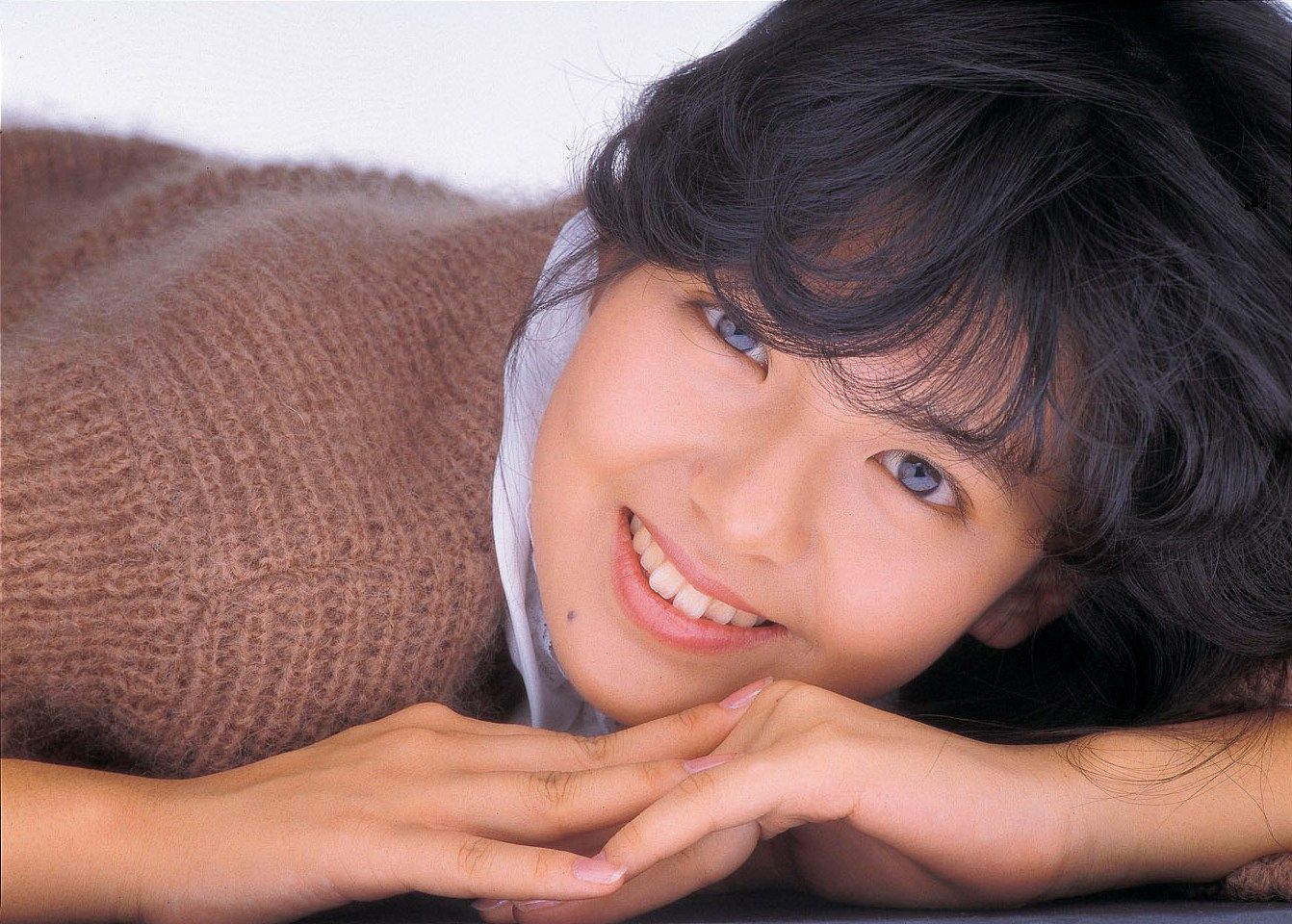 南野陽子『ゴールデン☆アイドル 』30th Anniversary〈5枚組〉 Amazon.co.jp: ゴールデンアイドル 南野陽子 30th