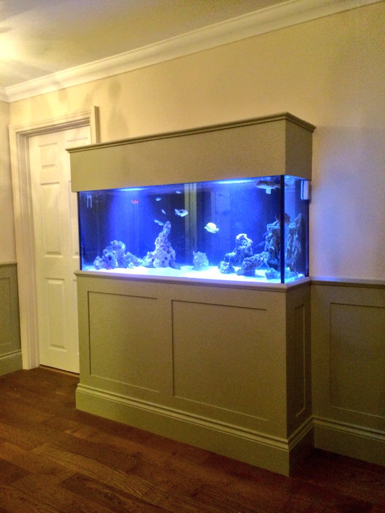 spyinteriors's tweet image. @ButtonfixJulie once again #buttonfix saves the day with this marine aquarium install.  #awesome product.