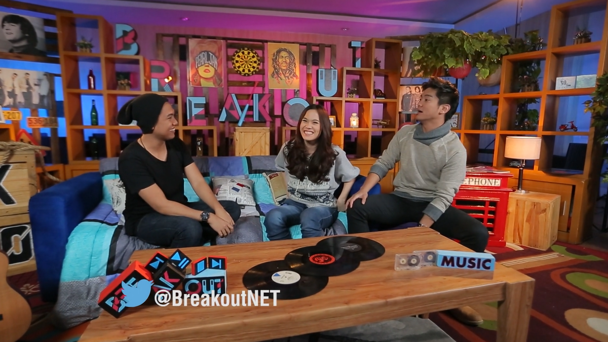 mdtvindonesia's tweet photo. Yeay! @breakoutnet hari ini kedatangan @AnggerDimas #BreakoutNETElectronicMusic https://t.co/cGQY6deZqv