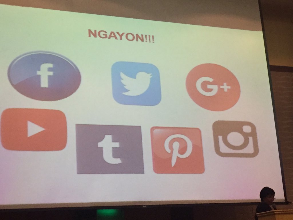 momblogger's tweet image. Noon at Ngayon when producing data  #datasummitph