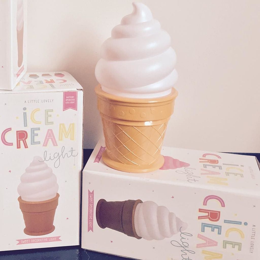 DarlingSpaces's tweet image. In the mood for something sweet? Ice cream lighting is available at Darling Spaces. ift.tt/1IE0QvH