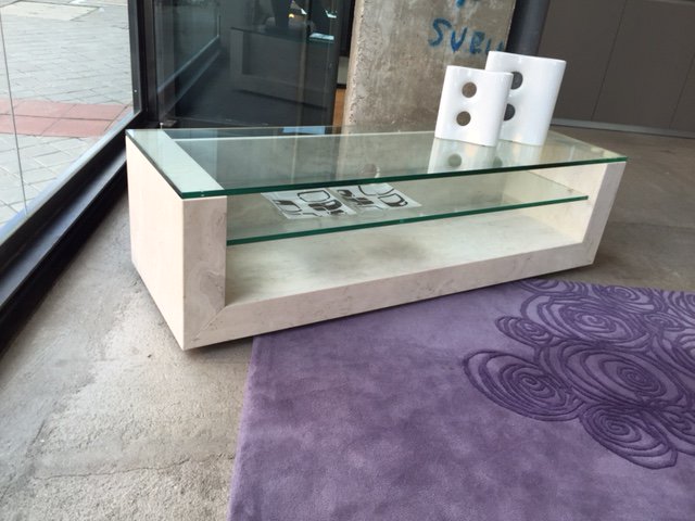 #Mesa para televisor realizada en mármol travertino apomazado ¿Qué os parece? #madrid #proyectos #decoracion