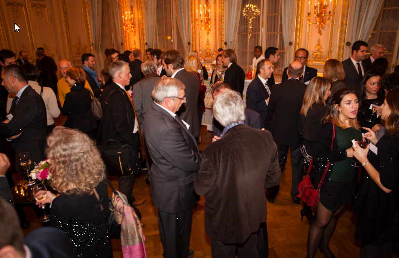 autoinfos's tweet photo. Le 17.12 au Shangri-La, Auto Infos donnera les résultats de la 2nd enquête des Leads Awards
https://t.co/ECdhWlCzMc https://t.co/FKdFLmX5gl