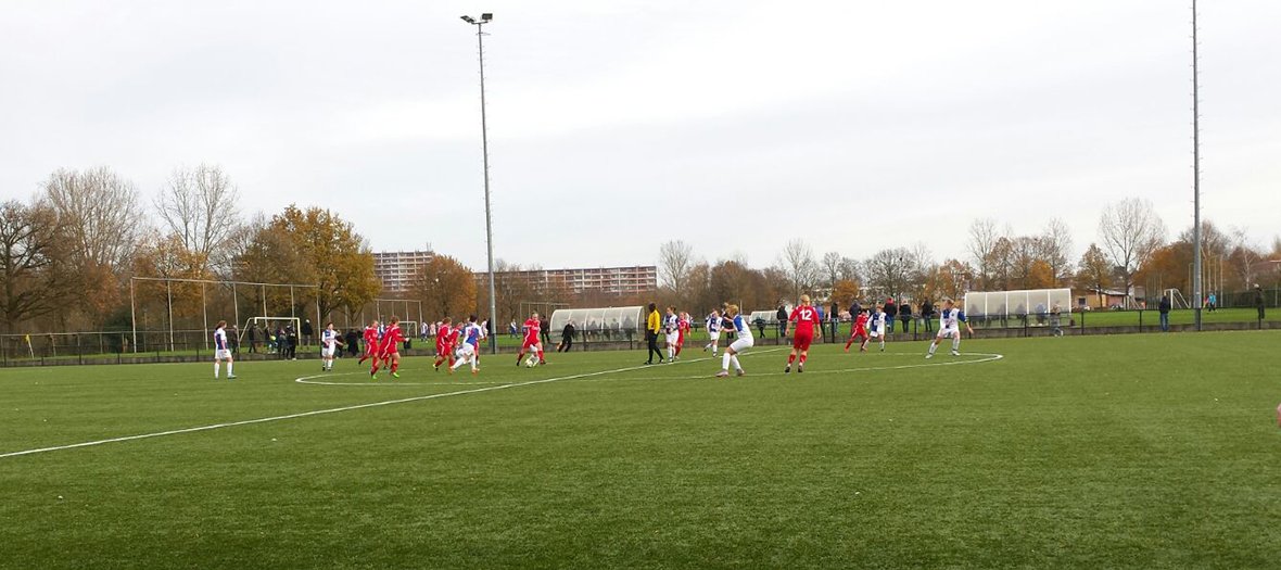 "DTS wint aantrekkelijke wedstrijd" Lees meer op: bit.ly/1OPZ4sw #DTSEde #vrouwenvoetbal
