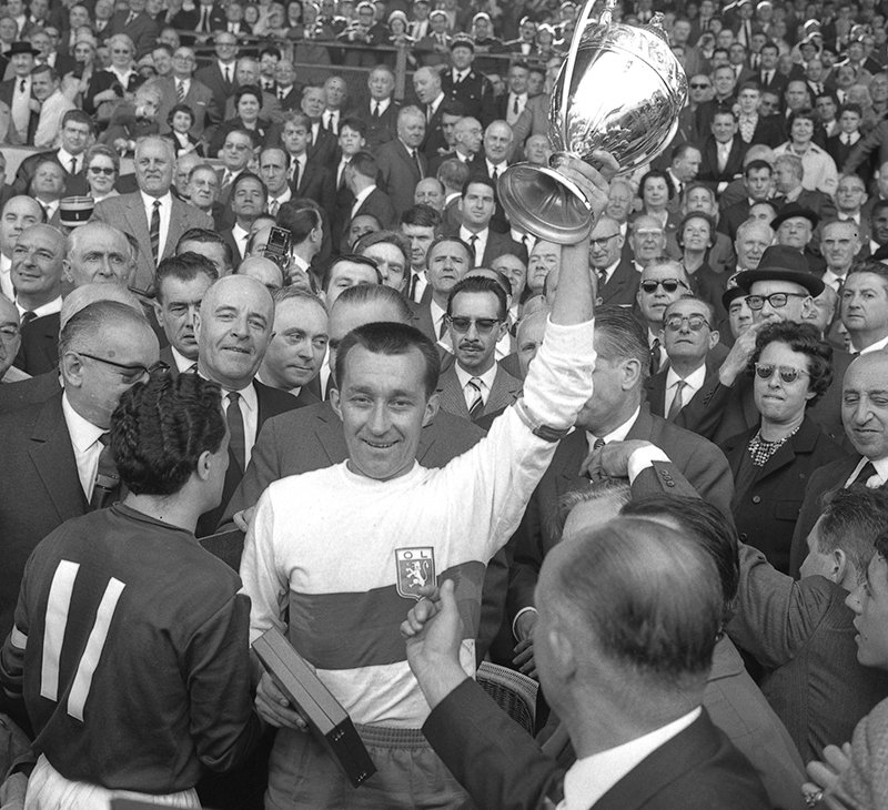 Olympique Lyonnais Joyeux Anniversaire Aime Mignot Ans Joueur 1955 1966 Puis Entraineur De L Ol 1968 1976 Teamol T Co Urveytyu0q Olympique Lyonnais Joyeux Anniversaire Aime Mignot Ans Joueur 1955 1966 Puis Entraineur De L Ol 1968 1976 Teamol T Co Urveytyu0q