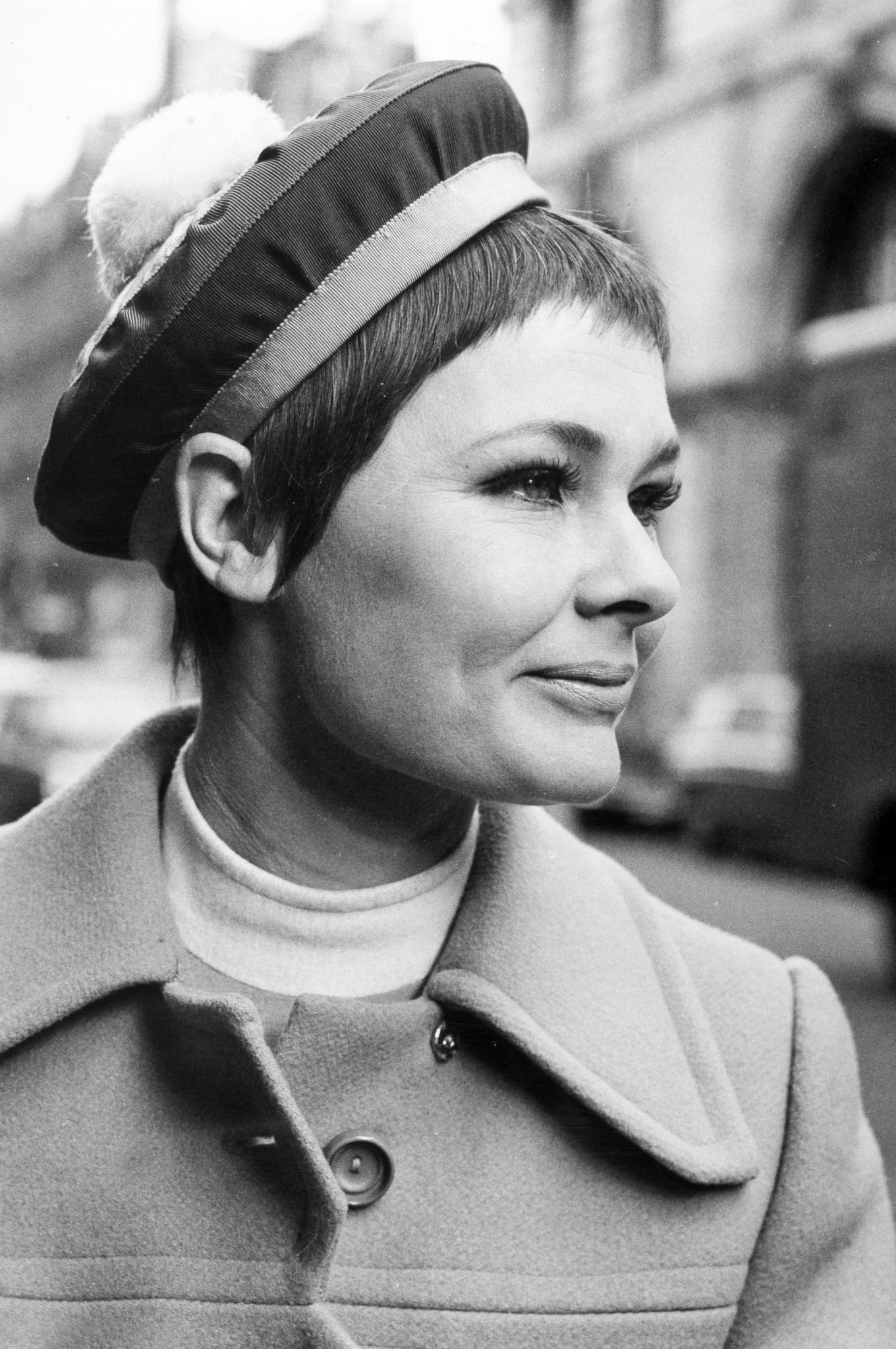  the graceful, incomparable Dame Judi Dench was born. Happy Birthday, may health continue to serve you. 