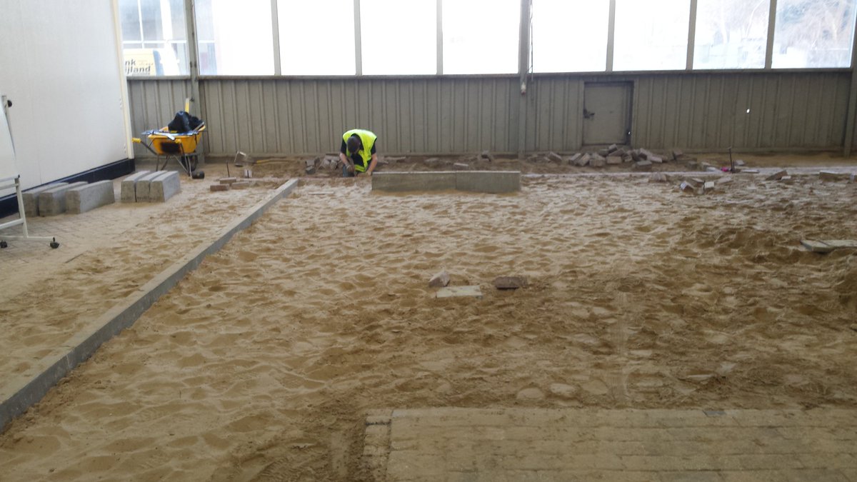 CooperatieWiZ's tweet photo. Vandaag gaat Alex op voor zijn #PVB. Succes! @deltion_infra4 @KlinkNijlandGWW https://t.co/OoifzhHooB