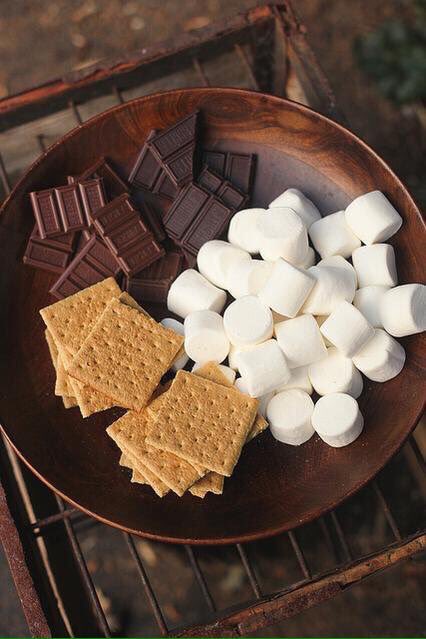 ChiIIVlbes's tweet photo. Craving this with good people ☕️🔥😍 https://t.co/dnbN6yciy8
