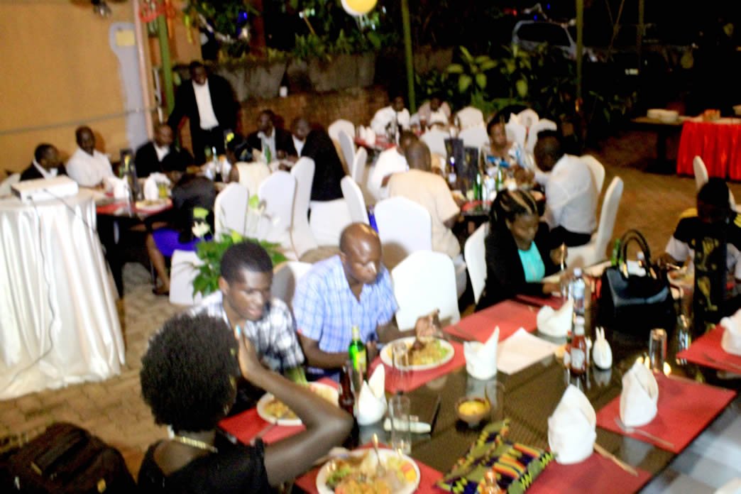 MaraMentor_UG's tweet photo. @FINAFRICA @OutboxHub @hivecolab @bspaceuganda @Global_Labs #StartupUganda #Dinner2015 We collaborate & we celebrate https://t.co/tOXuhir3jp