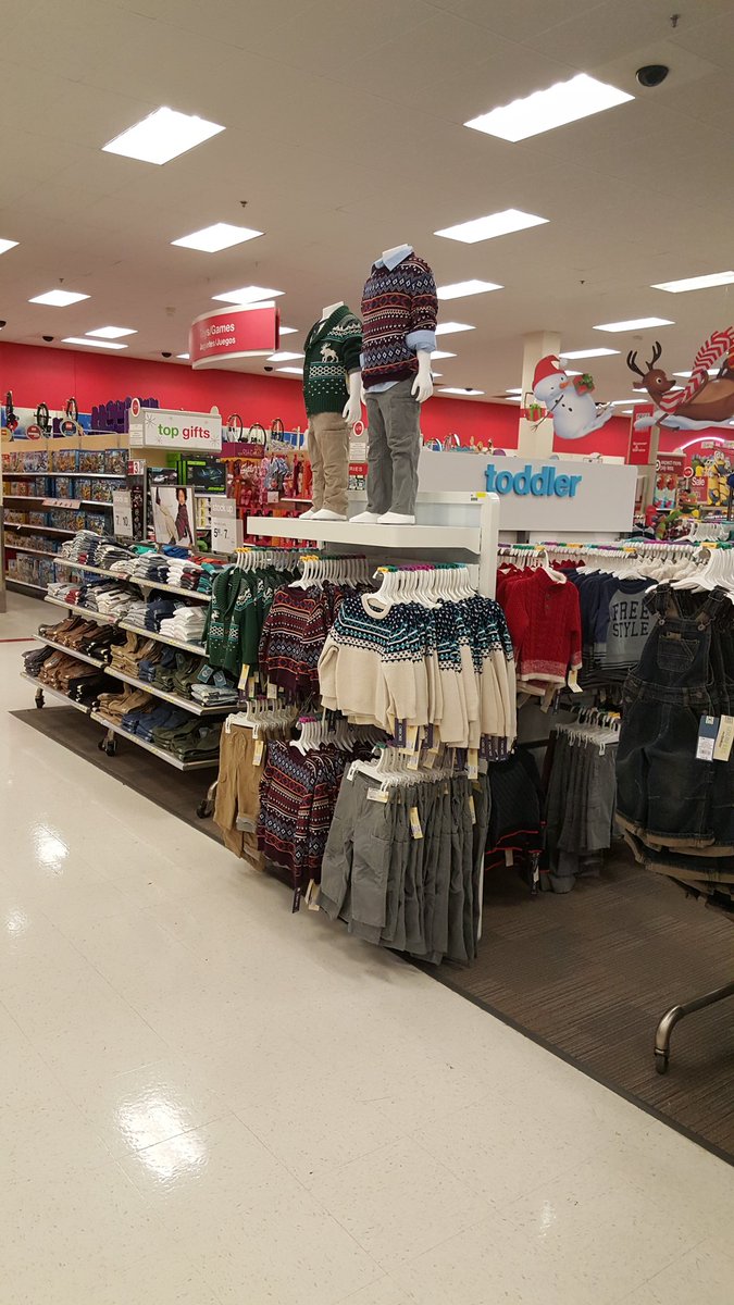 yendoukoi23's tweet photo. T1193 is ready for all the cool kids# fill the floor @keithlyons @pratt_reggie @LydiaDiazTGT @GinaMogollon https://t.co/EJytcg0K6h