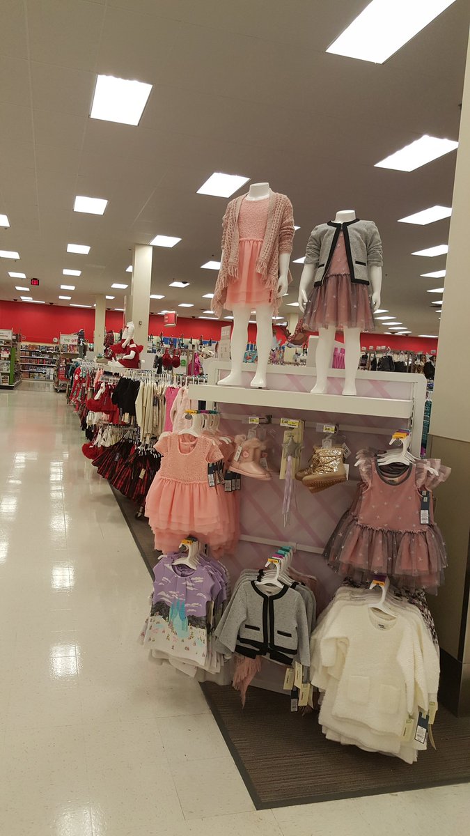 yendoukoi23's tweet photo. T1193 is ready for all the cool kids# fill the floor @keithlyons @pratt_reggie @LydiaDiazTGT @GinaMogollon https://t.co/EJytcg0K6h