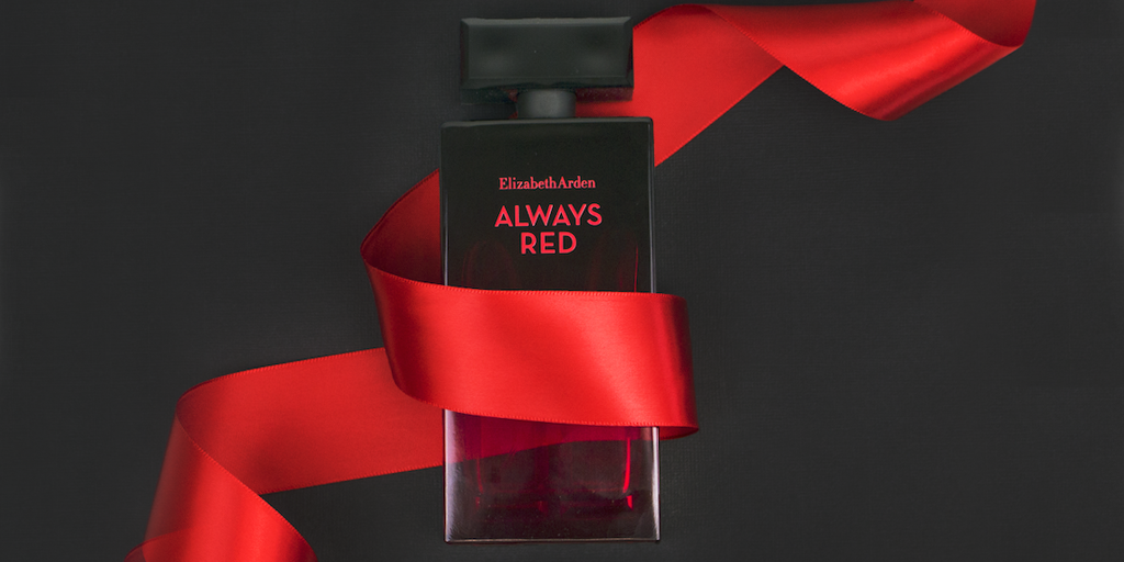 ElizabethArden's tweet photo. Explore our most iconic gift this holiday season. https://t.co/4zgyIIW7Xr #ArdenAlwaysRed #fragrance #ElizabethArden https://t.co/tKri8adJuC