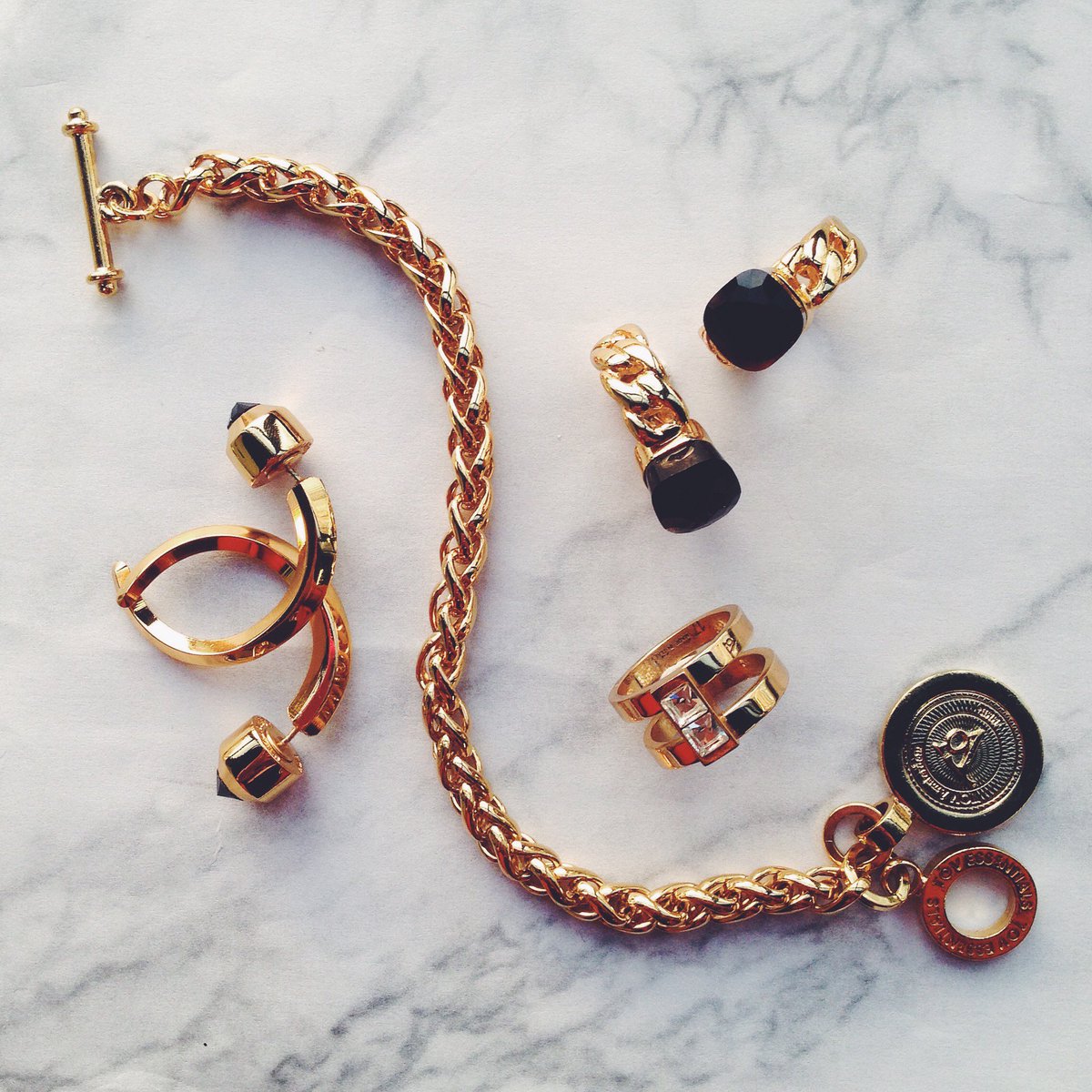 TOVEssentials's tweet image. We Love GOLD! #tovessentials #lovetov