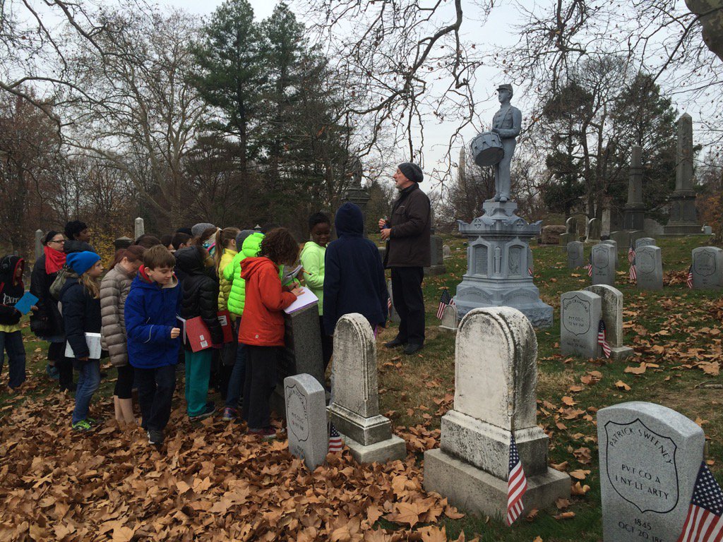 Learning about the drummer boy@DeandraHenderso <a href="/PS10Brooklyn/">PS10 BKLYN</a>