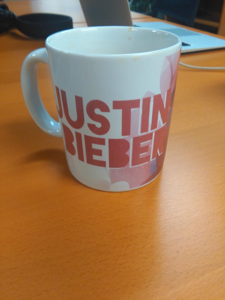 efmontgomery's tweet photo. You know you're in Canada when you get your coffee in this mug! #Belieber https://t.co/Apw2ILDFx3