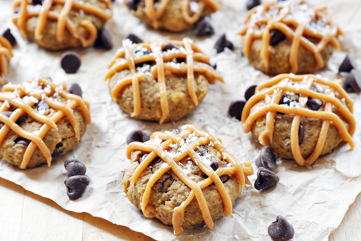 vegan_kitchen's tweet photo. Healthy Holiday Cookies + GIVEAWAY!! https://t.co/mu32o9KrJn https://t.co/YXFSnzYc5r