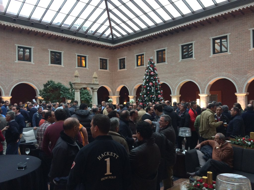 Revistacampo_'s tweet image. Más de 200 personas en la presentación del herbicida #PicoMax #BASF por su distribuidor en #Valladolid @Paralcampo