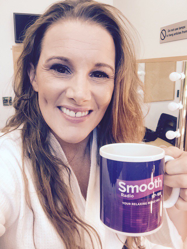 SamBaileyREAL's tweet image. @SmoothRadio thanks for my mug!!! Xx  #pantomug @TheWaterside1