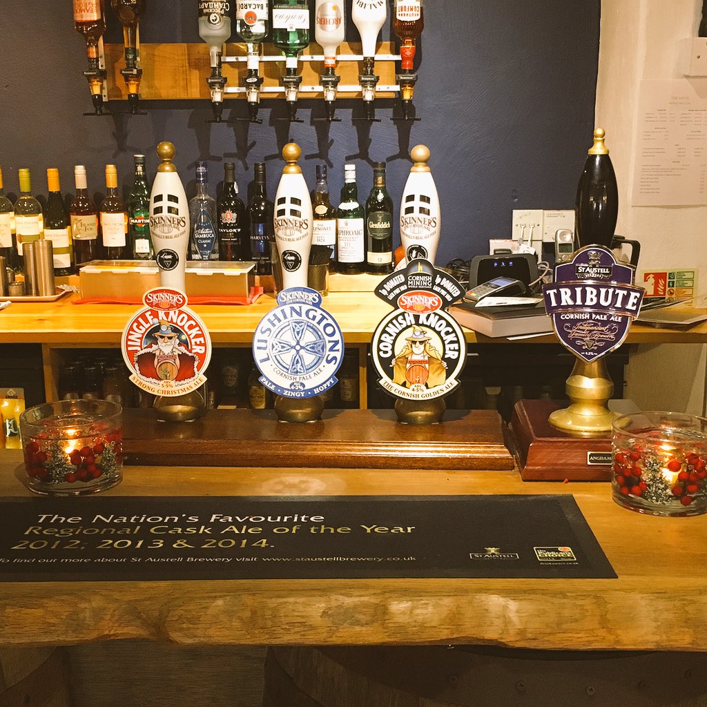 TheAnvilCubert's tweet photo. Ales all ready for the Cubert Christmas lights turn on tonight @Skinnersbrewery @StAustellBrew https://t.co/WvVoKQ93OV