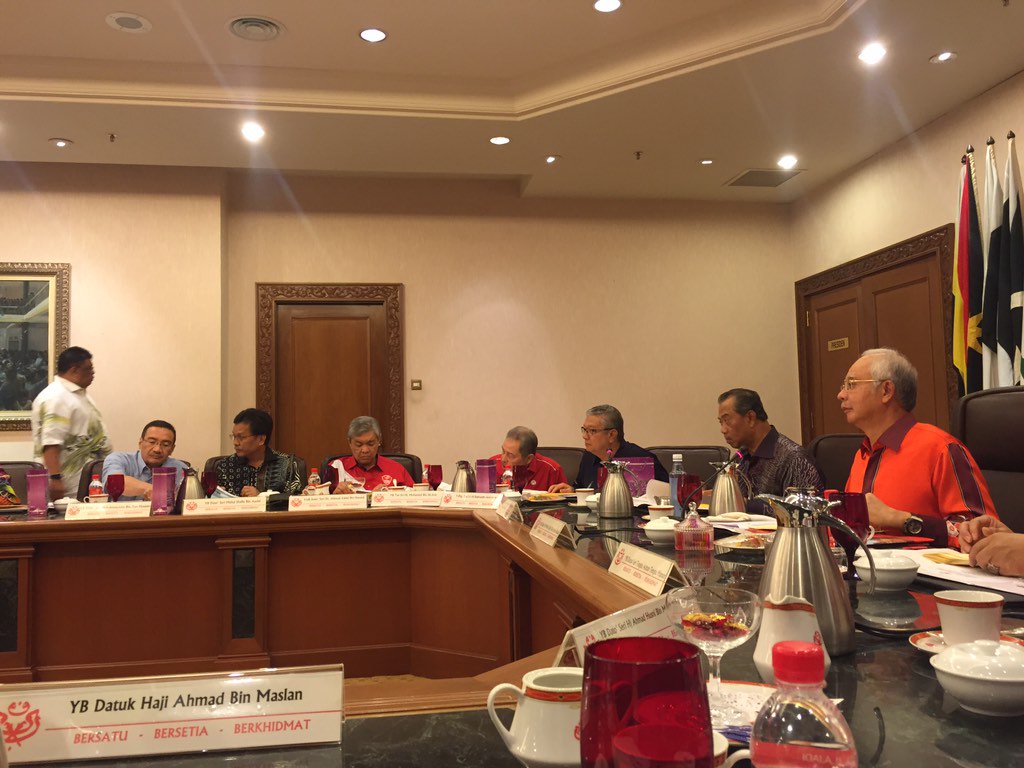 View image on Twitter