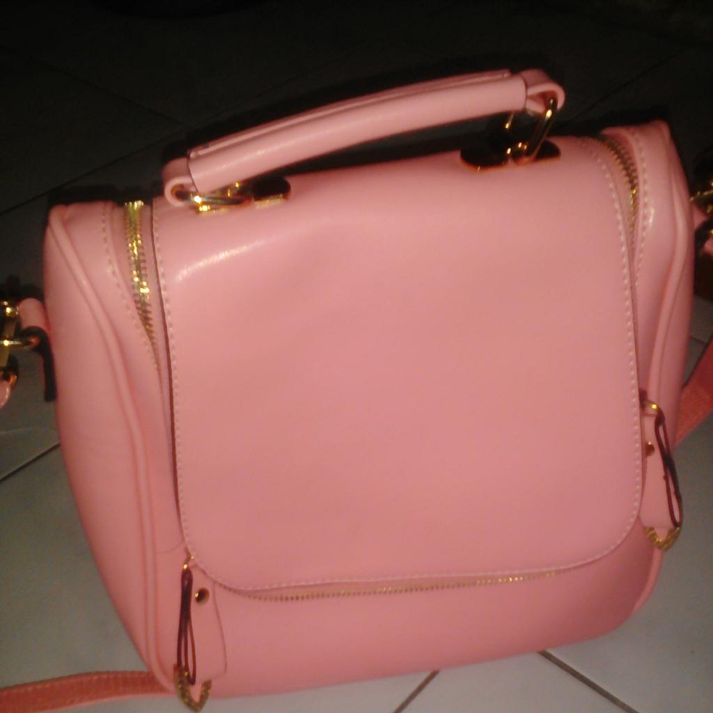 dilahfadil's tweet photo. jadi suka warna pink😄😍 https://t.co/Hn7LFLTGgp