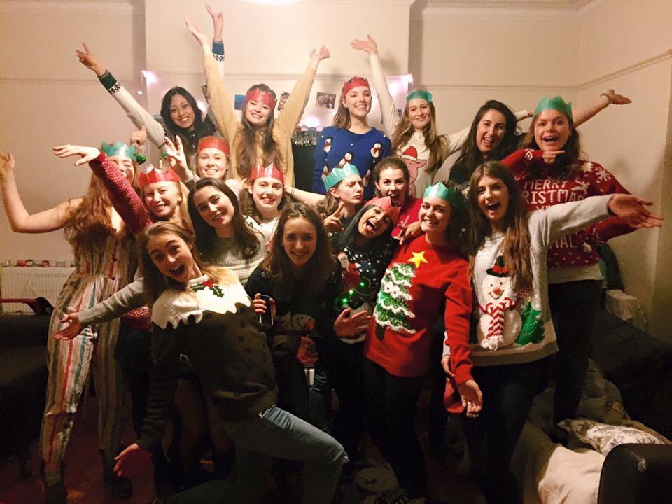 nclmednetball's tweet photo. Merry medics netball Christmas! https://t.co/C6nXrST5Vb