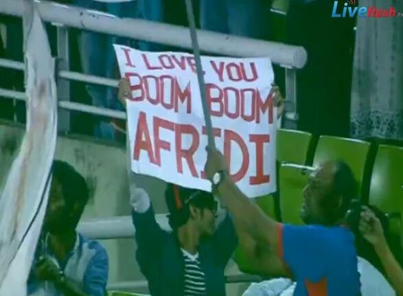 azilala2's tweet photo. @SAfridiOfficial love u😘💖 https://t.co/u9tqRrxXGu