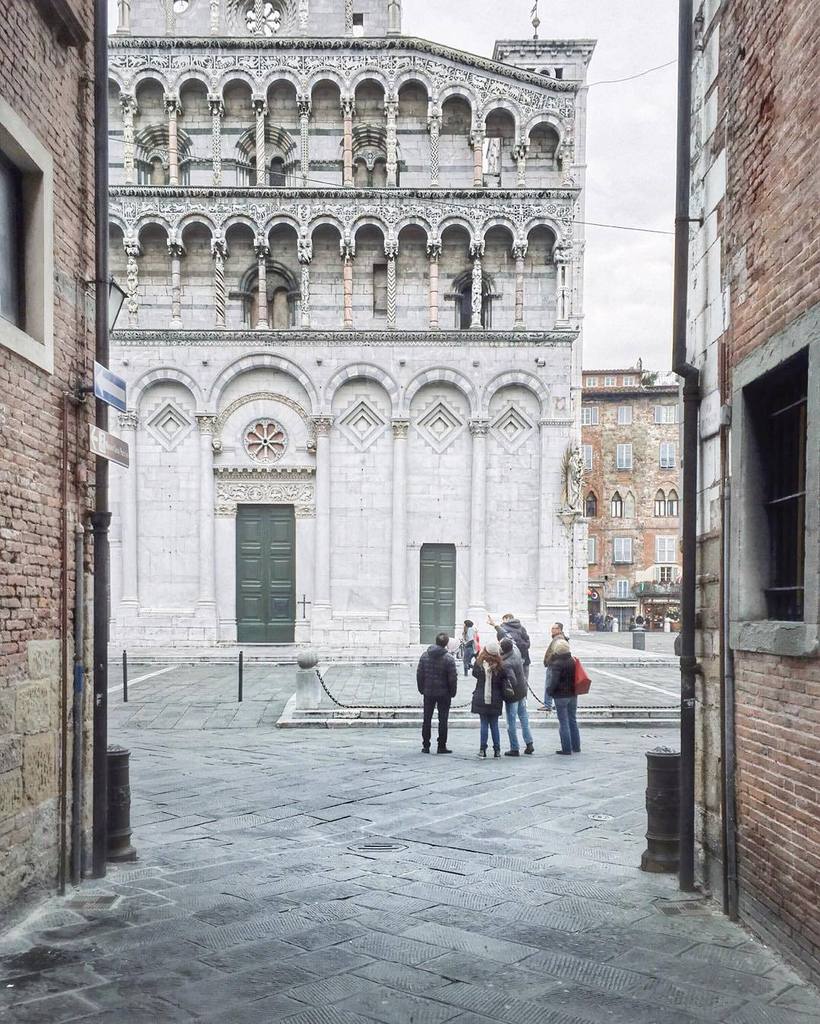 Hello hello! We liked #Lucca so much that we decided to stay here another day! <a href="/dezendezen/">Dezen Dezen</a>… ift.tt/1XVRH8K
